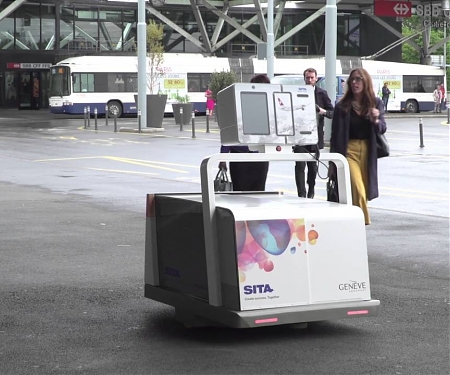 (Video) Leo, SITA's Baggage Robot : Check-In Your Bags With This Airport Robot