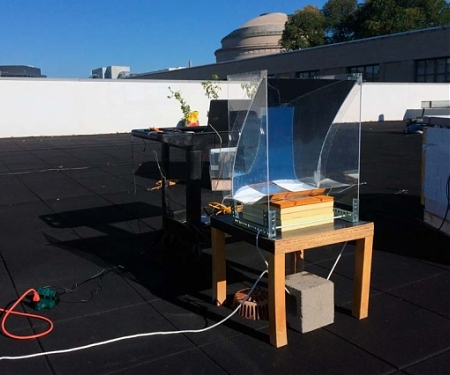 (PDF) MIT's Sun-Soaking Device Turns Water Into Superheated Steam