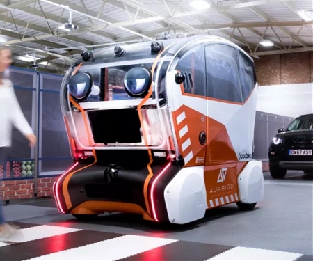 Jaguar's New Autonomous Car Has a Face and It's Horrifying