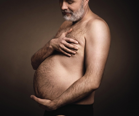 Beer Ad Humorously Shows Glowing Fathers-To-Be With Their Beer Bellies