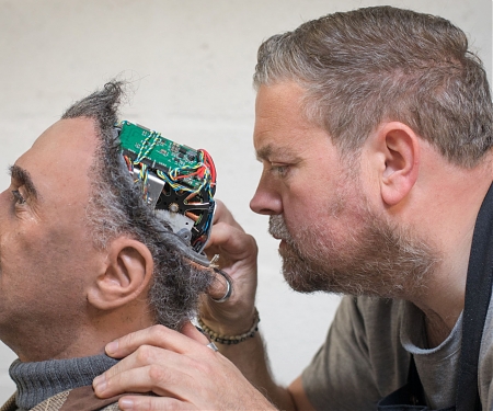(Video) Westworld-Like 'Mesmer' Robot Comes Alive in a UK Factory - Mesmer