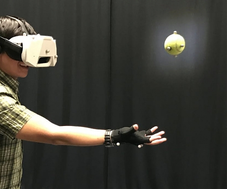(PDF) Disney - Catching a Real Ball in Virtual Reality