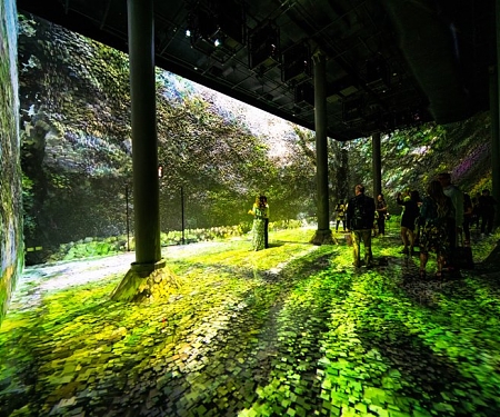 A 'Machine Hallucination' at ARTECHOUSE in New York's Chelsea Market