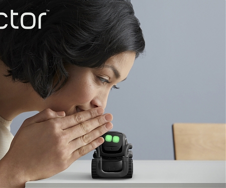 (Video) The New Anki Vector Robot is Smart Enough to Just Hang Out