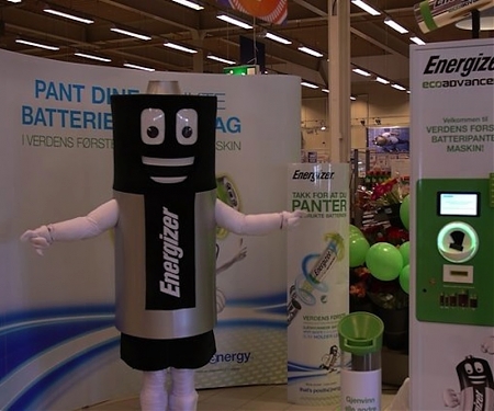 (Video) The World's First Reverse Vending Machine for Spent Batteries - Refind Technologies