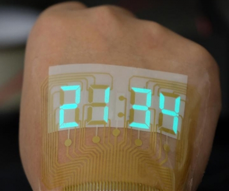 (Paper) A Stretchable Stopwatch Lights Up Human Skin