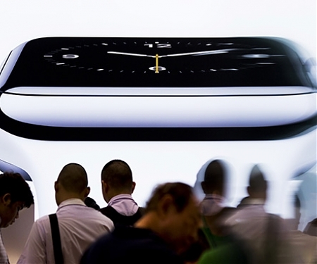 Digital Agencies Are Still Amped for Apple Watch Despite Recent Scrutiny