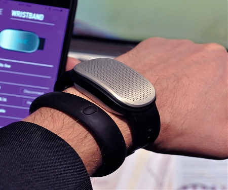 (Video) Fitness Wearable Automatically Counts Calories - GoBe2