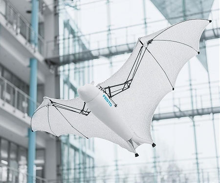 (Video) Festo's Latest Robo-Animals – A Rolling Spider and a Semi-Autonomous Bat