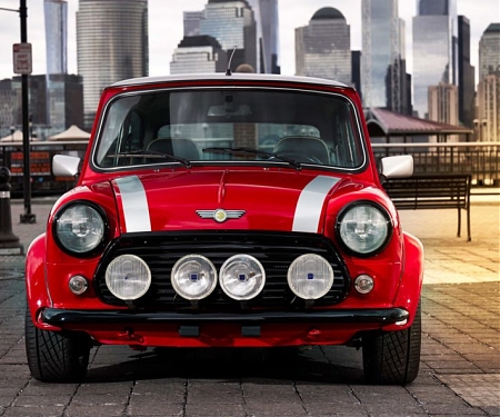 (Video) MINI Unveiled an Amazing All-Electric Model of Their Iconic Car