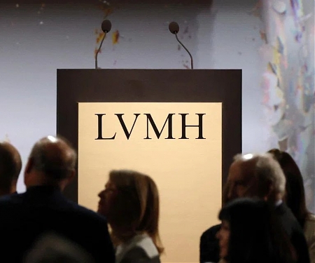Luxury Brands Seek To Lure America's AI Super-Rich