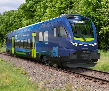 (Video) Hydrogen or Battery ? World-First Train Glides Along on Either