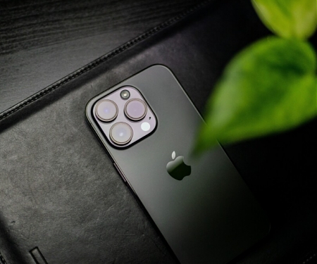 2022 Global Smartphone Market Declined by 18%, Lowest Since 2013