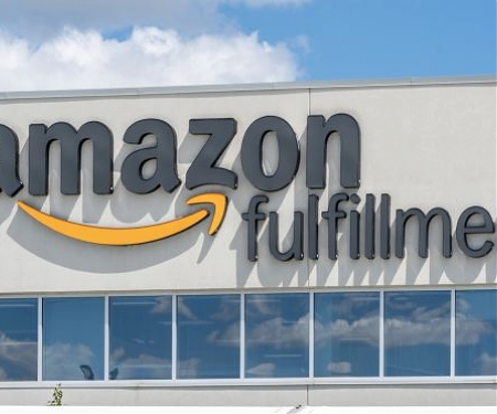 Amazon Uses AI to Spot Damaged Products Before They’re Shipped to Customers