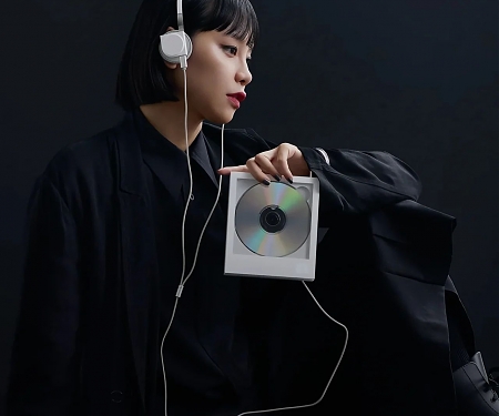 103g Over-Ears That Actually Disappear Into Your Outfit