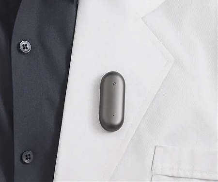 PLAUD Wearable AI Notetaker Pin Records and Transcribe Conversations in Real Time