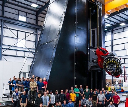 (Video) World's Largest Carbon Fiber Neutron Rocket is 3D Printed