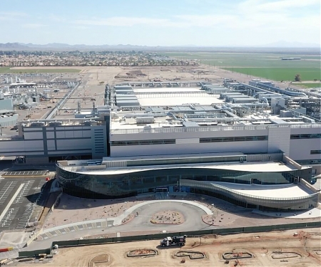 US Factory Boom Heats Up as CEOs Yank Production Out of China
