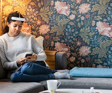 (Video) Giving Yourself Brain Zaps at Home Can Safely Treat Depression