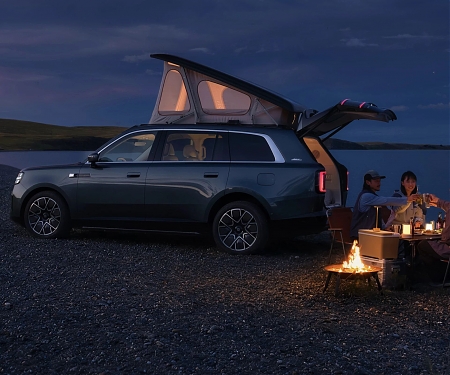 Shifty Micro-Camper Wagon Punches the Clock as Unassuming Daily SUV