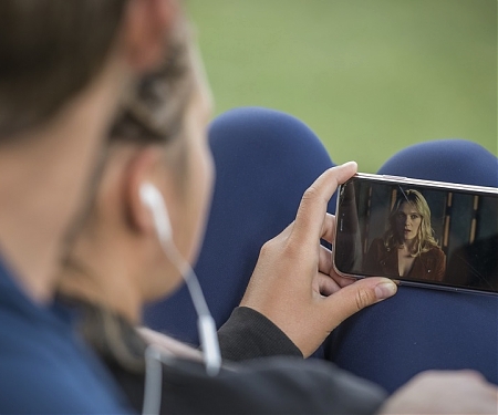 (Paper) Generative AI Reconstructs Videos People Are Watching by Reading Their Brain Activity