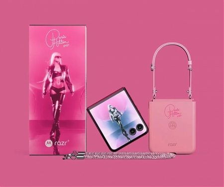 Motorola Razr Plus Paris Hilton Edition Tries to Make Hot Pink Hot Again