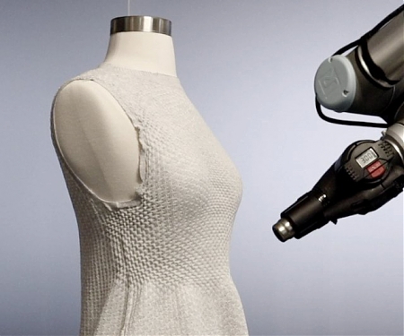 MIT - Is This The Future of Fashion ?