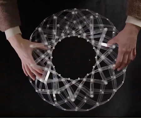 Harvard - From Folds and Cuts to Linkages : Collapsible Scissored Surfaces