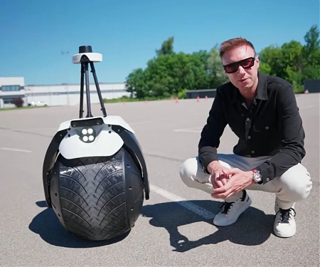 (Video) The World’s First Monowheel Robot : How It Solved the Stability Paradox