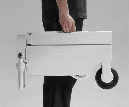 This Folding Scooter Looks Like a Briefcase So You Never Need a Lock