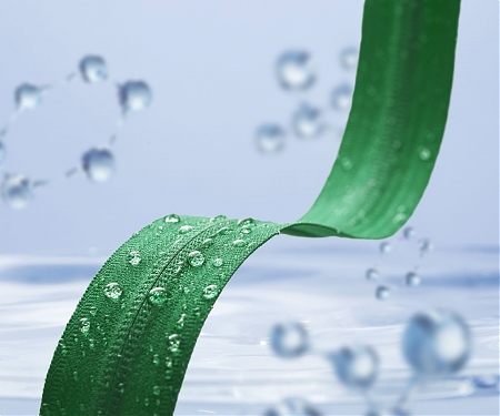 (Video) World’s Largest Zipper Producer Brings Water-Repellent Version That’s Recyclable
