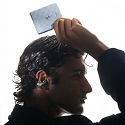 Motorola Razr Brilliant Collection Shines With Swarovski Crystals
