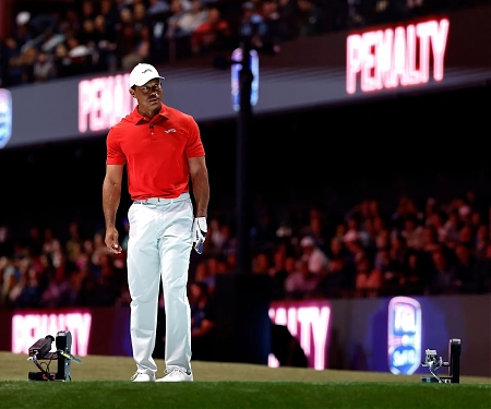 Tiger Woods Wants You to Watch Him Hit Balls Into a Big Screen - TGL