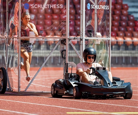 (Video) ETH Zurich - Running Without Air Resistance