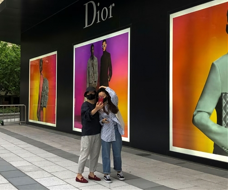 Chinese Consumers Re-Evaluate Their Spending : ‘Right Now We Don’t Need Luxury’