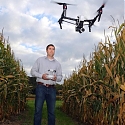 (Infographic) Drones in Agriculture : How UAVs make farming more efficient