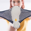 (Video) Vibram’s Furoshiki-Inspired Shoe Wraps Around Your Foot Like Fabric