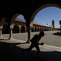 Stanford Trounces B-Schools Competitors in MBA Alumni Survey