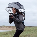 (Video) ‘Nubrella’ : Hands-Free Umbrella Keeps Your Camera Safe From The Rain