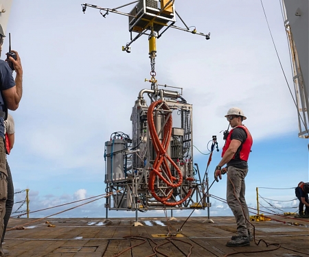 This Startup Just Tested Turning An Underwater Volcano Into A Power Plant